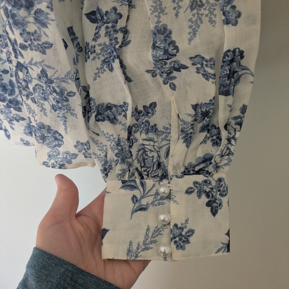 Cami NYC Vivi Boxy Floral Blouse Stonewash Floral Ramie White Blue Medium - Picture 11 of 12